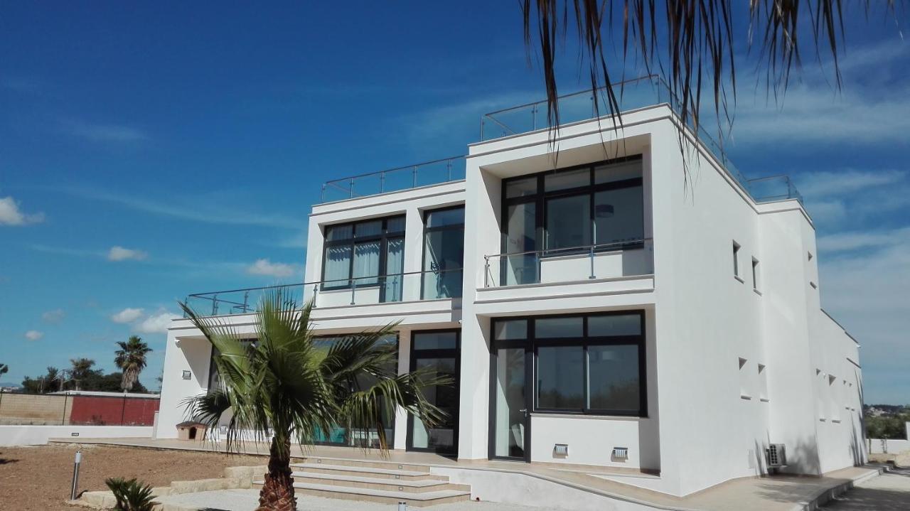 Alykes Bed & Breakfast Marsala Bagian luar foto