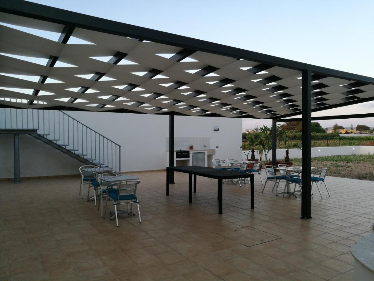 Alykes Bed & Breakfast Marsala Bagian luar foto